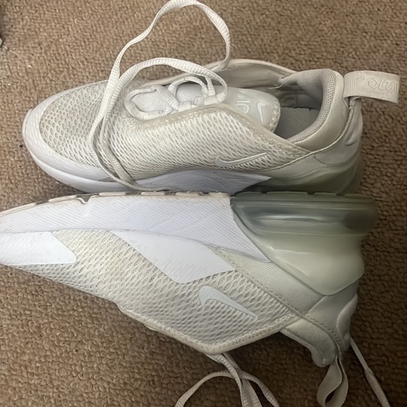 No box - Picture 2 of 2